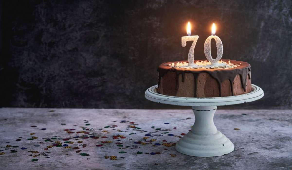 70th Birthday Cake: A Celebration of Seven Decades